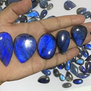 Vente en gros de cabochons en labradorite naturelle de haute qualité avec effet de changement de couleur et finition polie lisse - Product Image 1