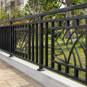 Clôture de jardin en métal noir, panneau décoratif incurvé, garde-corps de balcon extérieur, garde-corps de sécurité moderne pour villa, utilisation pour les limites de la propriété - Product Image 4