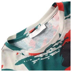 Maillot décontracté personnalisé en tissu tricoté par sublimation, écologique, anti-plis, 480g, polyester/coton, manches courtes pour homme - Product Image 4