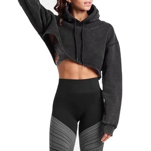 Pull à capuche court en polaire pour femme, haute qualité, séchage rapide, respirant, avec logo personnalisé sur le devant, en coton, épaules tombantes, vierge - Product Image 1