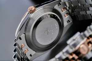 Montre automatique élégante pour homme Alexander Ferros 8021D/05 Sapphire Butterfly Clasp en acier inoxydable Miyota 40 mm résistante à l'eau - Product Image 5