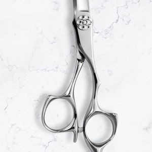 Ciseaux de coiffure ergonomiques de qualité supérieure, légers, professionnels, pour salon, avec acier inoxydable VG10 de haute qualité - Product Image 2