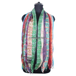 Écharpe vintage en soie à 10 bandes Patti pour filles SC001 – Stole tendance avec patchs de sari indien, écharpe réversible colorée - Product Image 1