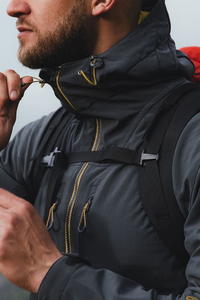 เสื้อแจ็คเก็ตซอฟต์เชลล์ลายพรางแบบยุทธวิธีสำหรับฤดูหนาว ป้องกันได้ดีเยี่ยม คอตั้ง ทรงแอคทีฟ ป้องกันลม ระบายอากาศได้ดี มีสไตล์ทันสมัย - Product Image 3