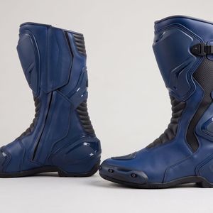Bottes de moto longues en cuir durable avec semelle antidérapante et support de cheville pour les motards de tourisme - Product Image 2