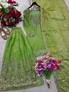 Traje Sharara de seda elegante para fiestas, con bordado, lentejuelas de 5 mm y Moti-Latkan, sin mangas, y Dupatta. Venta al por mayor. - Product Image 3