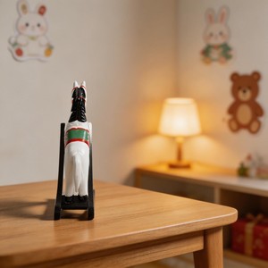 Caballo Balancín Vintage de Madera de Pino Hecho a Mano al por Mayor |   Crema con Efecto Desgastado - Product Image 1