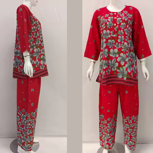 Conjunto de Pijama Informal para Mujer, Hasta la Rodilla, Estampado Floral, Manga Larga, Tela No Tejida, con Pantalón Largo, 100% Rayón, Corte Súper Holgado - Product Image 4