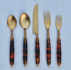 Juego de Cubiertos de Resina con Diseño Creativo y Ecológico, Estilo Europeo de Lujo, Decoración para el Hogar y Fiestas - Product Image 1