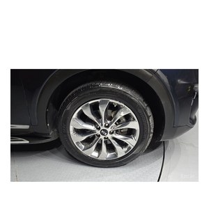 ปี 2018 สำหรับรถยนต์ Kia Sorento ดีเซล 2.2 ขับเคลื่อน 4 ล้อ เกียร์อัตโนมัติ เบาะหนัง กล้องมองหลัง ระยะทาง 48,329 กม. ขับเคลื่อน 4 ล้อ พวงมาลัยซ้าย - Product Image 5