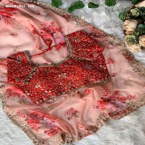 Proveedor de conjuntos de sari y blusa de georgette de primera calidad para fiestas, con estampados florales, bordados con lentejuelas y trabajo con espejos, de la India. - Product Image 1