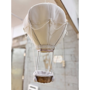 Decoración de pared con globos blancos para muebles de guardería, hechos a mano en Indonesia - Product Image 3