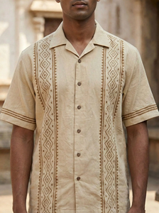 Camisa de Hombre Hecha a Mano en Lino y Algodón Beige, Estampados Geométricos Tradicionales, Elegante, Informal para Verano, Tejido Transpirable - Product Image 3