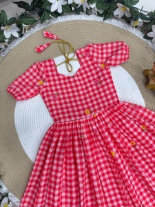 Robe à carreaux tendance pour filles avec doublure en coton doux - Product Image 2