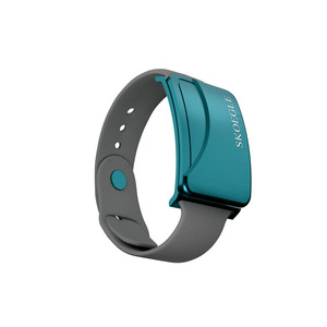 Pulsera Inteligente con GPS SKOEGLE para Personas Mayores y Niños con Botón SOS, Batería Recargable, Rastreo en Tiempo Real, 4G/5G Wi-Fi - Product Image 2