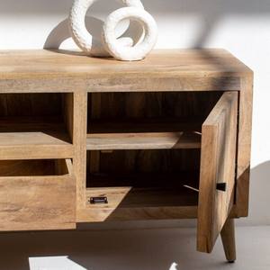 Mueble para TV Vandana Lunaris Stellar con Puertas de Listones de Madera, Consola de Entretenimiento Moderna de Madera Sólida - Product Image 6