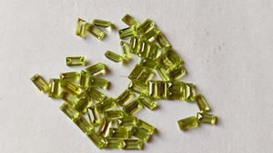 พลอยเพอริดอตธรรมชาติ3x6มม. ทรงเหลี่ยมตัดทรงหลวมอัญมณีสีเขียวมรกตตัดเป็นจำนวนมาก - Product Image 3