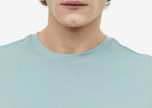 T-shirt pour homme de qualité supérieure, couleur vert sauge clair, coton doux, t-shirt basique, coupe ajustée, couleur unie, décontracté, été, confortable, à porter tous les jours - Product Image 4