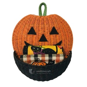 Panier mural tressé d'Halloween en forme de citrouille, organiseur mural en rotin Jack-O'-Lantern avec boucle de suspension - Product Image 1