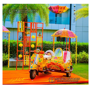 Décorations de fête pour l'entrée des mariés en scooter, thème indien, pour photographie, en bois durable, fabriqué en Inde, Shobha - Product Image 1