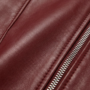 Veste en cuir sur mesure pour homme, coupe ajustée |   Fabricant de vêtements de mode haut de gamme, respirants, élégants et très demandés - Product Image 6