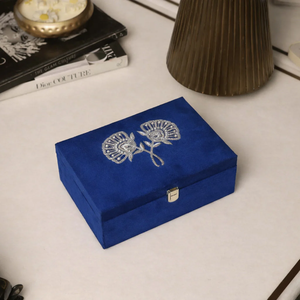 Caja de Almacenamiento de Joyas de Tela con Cuentas Hecha a Mano por Artesanos - Decoración Moderna para el Hogar, Embalaje de Regalo, Tamaño y Logotipo Personalizables, Arte y Manualidades - Product Image 1