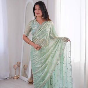 Magnifique sari de soirée avec chemisier de créateur, tenue indienne pour femmes, idéale pour les festivals, les cérémonies et les mariages. - Product Image 1
