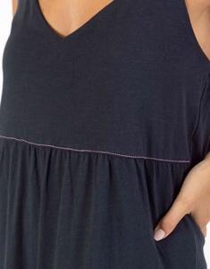 Elegante Vestido de Playa de Verano con Escote en V, Falda Escalonada con Detalle de Costura en la Parte Superior, Diseño Sexy - Product Image 3