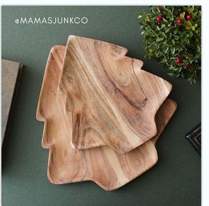 Wholesale Price Bamboo Heart Shaped Tray Wooden Serving Tray for Home Kitchen Table Decor Durable Eco Friendly Heart Tray Wooden - Product Image 2