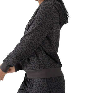 Sweat-shirts et hoodies imprimés camouflage pour hommes, fabricant pakistanais, hiver, extérieur, chauds, durables, décontractés, basiques, mélange de coton. - Product Image 4