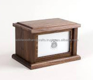 Cadre photo pour animaux de compagnie Urnes en bois Urnes funéraires faites à la main de haute qualité - Product Image 1