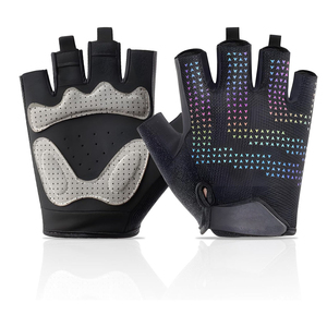 Fournisseur de gants de cyclisme personnalisés, gants de vélo sportifs légers avec rembourrage doux, tissu respirant et grip antidérapant - Product Image 1