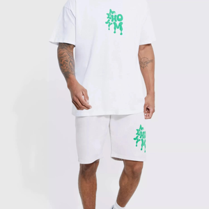 Ensemble de survêtement d'été personnalisé respirant et léger pour homme, t-shirt et short en deux pièces, couleur unie - Product Image 3