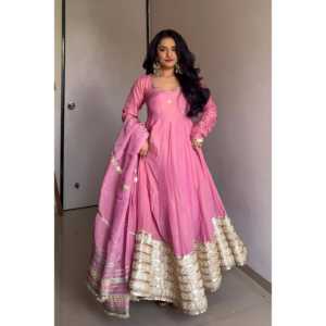 Conjunto de vestido de fiesta para mujer de diseñador con elegante Dupatta - Product Image 3