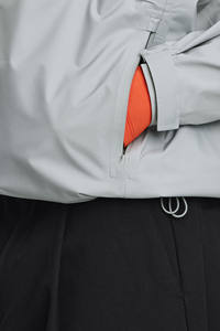 Chaquetas Impermeables Unisex Personalizables, Ligeras, Resistentes al Agua y al Viento, Transpirables, Venta al Por Mayor B2B, OEM/ODM, Chaquetas para Hombre - Product Image 2