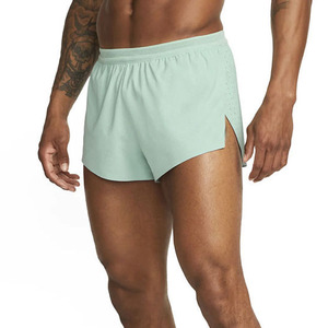 Shorts en polyester pour hommes de haute qualité, personnalisés, respirants et durables, idéaux pour la salle de sport et les séances d'entraînement - Product Image 3