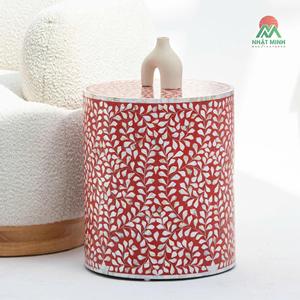 Table basse en résine rouge faite à la main avec incrustation de nacre, design contemporain, meubles de salon - Product Image 1