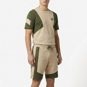 Ensemble t-shirt et short décontracté pour homme, tissu confortable et respirant, parfait pour l'été, usage quotidien, activités de plein air - Product Image 3