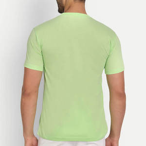 T-shirt à manches courtes RICSA INTERNATIONAL pour homme, couleur unie, vert clair, 100 % coton, respirant, pour adulte, teinture unie, idéal pour l'hiver - Product Image 2
