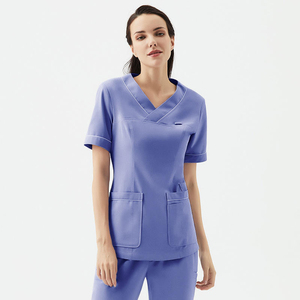 Ensemble d'uniformes médicaux personnalisés avec logo, tissu extensible doux et respirant, pour infirmières et personnel hospitalier - Product Image 1