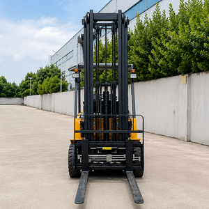 High-end Range Forklifts with 1 Hour of Charging Providing <strong>480</strong> Minutes of Operation. 3-ton, 4-ton, and 5-ton Electric Forklifts. - Product Image 5
