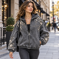 Blouson bomber gris en jean délavé pour femme avec broderie florale, manches lanternes et fermeture éclair – Collection automne – Vente en gros – Personnalisation OEM