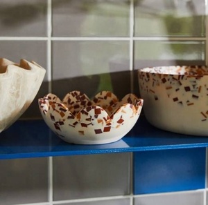 Bol en résine indienne poli à la main, design classique, écologique, élégant, compatible lave-vaisselle, empilable, pour salade, cuisine, fête - Product Image 6