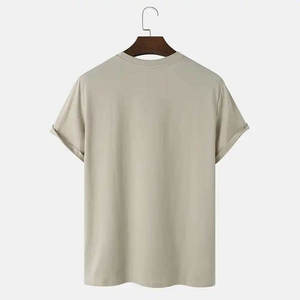 Camiseta de Manga Corta para Hombre, Cuello Redondo, Color Sólido, Tejido de Punto, Corte Regular, Estilo Casual - Product Image 2
