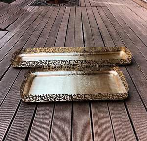 Plateau rond en bois sculpté de fleurs, luxueux, pour chocolats et confiseries assorties, élégant pour mariage - Product Image 3