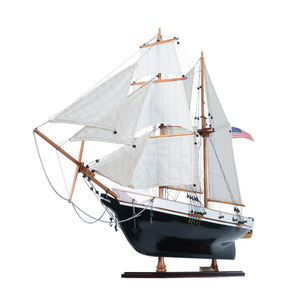 T114 - Maquette de bateau Harvey peinte à la main, collection Captain Line, décoration nautique artisanale en bois, cadeau de Noël, 86Lx19.5Wx67H cm - Product Image 3