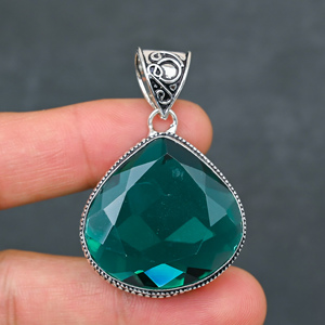Magnifique pendentif en apatite verte, pierre précieuse synthétique, très demandé, en argent sterling 925, fait main, bijou statement, cadeau pour femme - Product Image 4