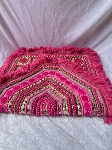 Bolso de Mano Tribal Hecho a Mano con Cuentas Rosas, Bordado de Espejo y Bordes con Flecos, Bolso Textil Bohemio para Festivales - Product Image 4