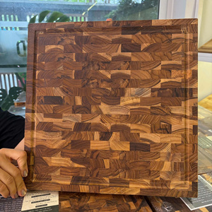 Tabla de Madera de Teca Natural Marrón Hecha a Mano SMARTWOOD – Tabla Rectangular Sostenible de Grano Final para Preparación y Servicio - Product Image 3