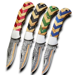 Couteau pliant professionnel EDC en acier Damas Sanmai cuivré forgé à la main, ultra-affûté, pour la chasse, le camping et la pêche (ODM) - Product Image 1